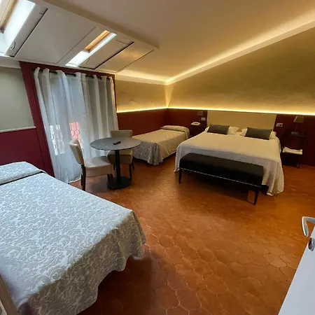 فندق Italia