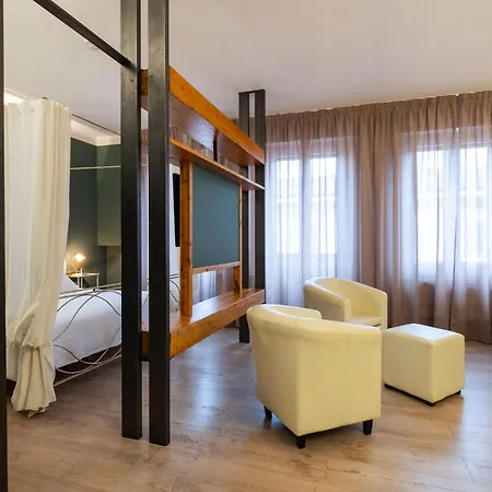 Hotel Italia 3*