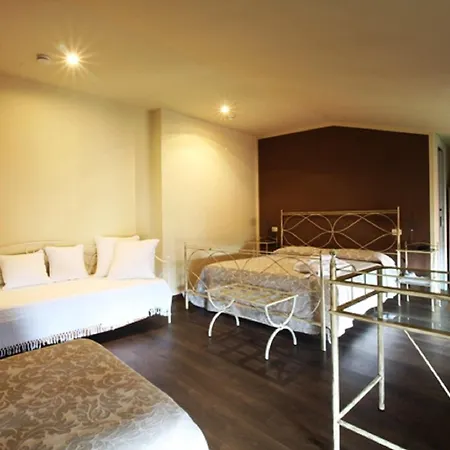 Italia 3*